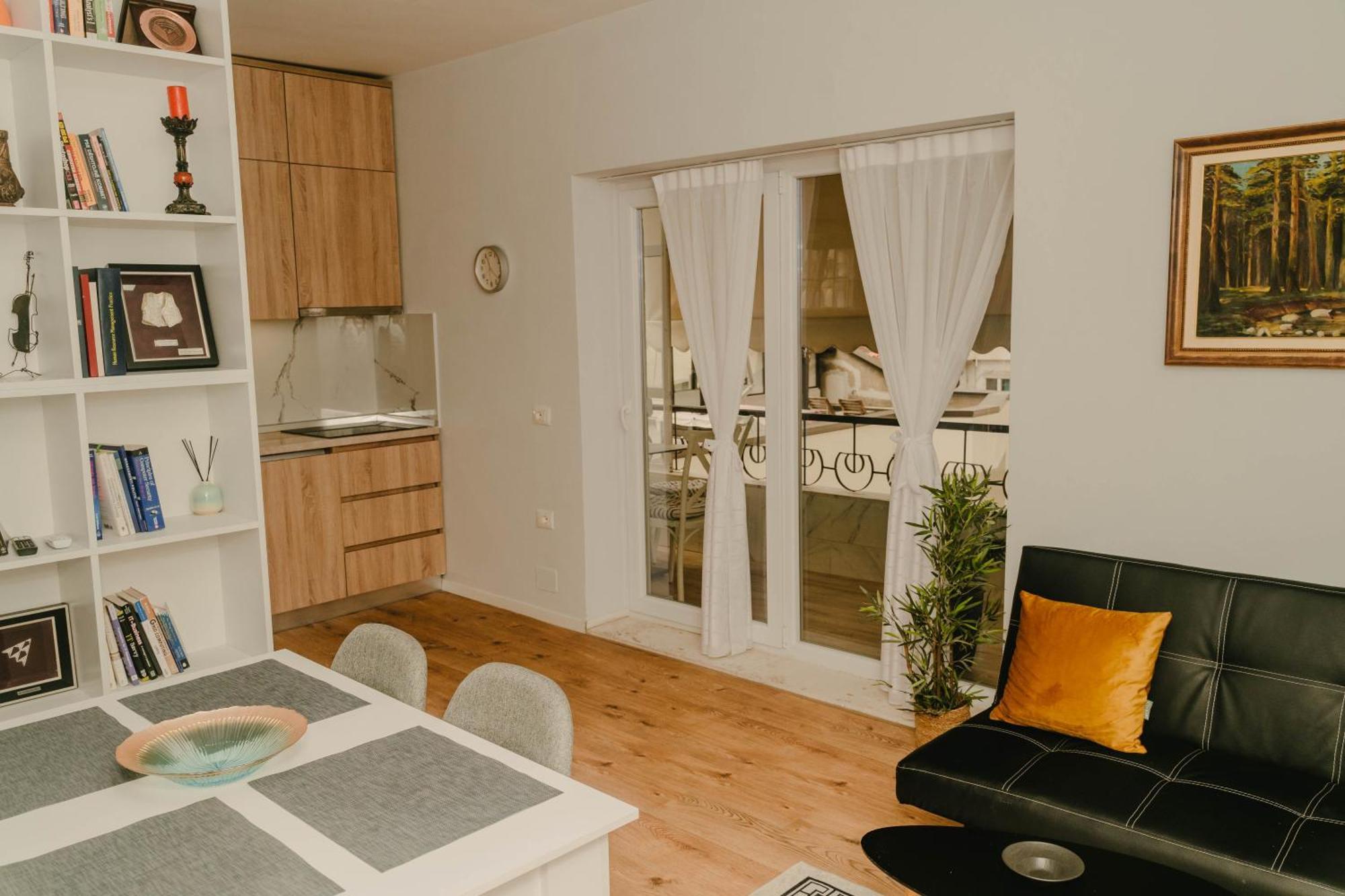 Studio Flat In Heart Of Tirana Exterior foto